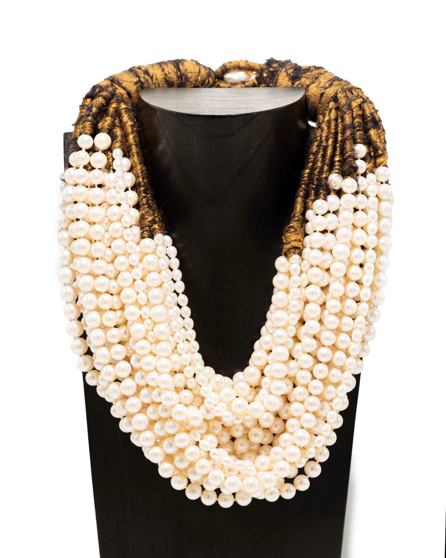 Colar 26 Fiadas de Pérolas