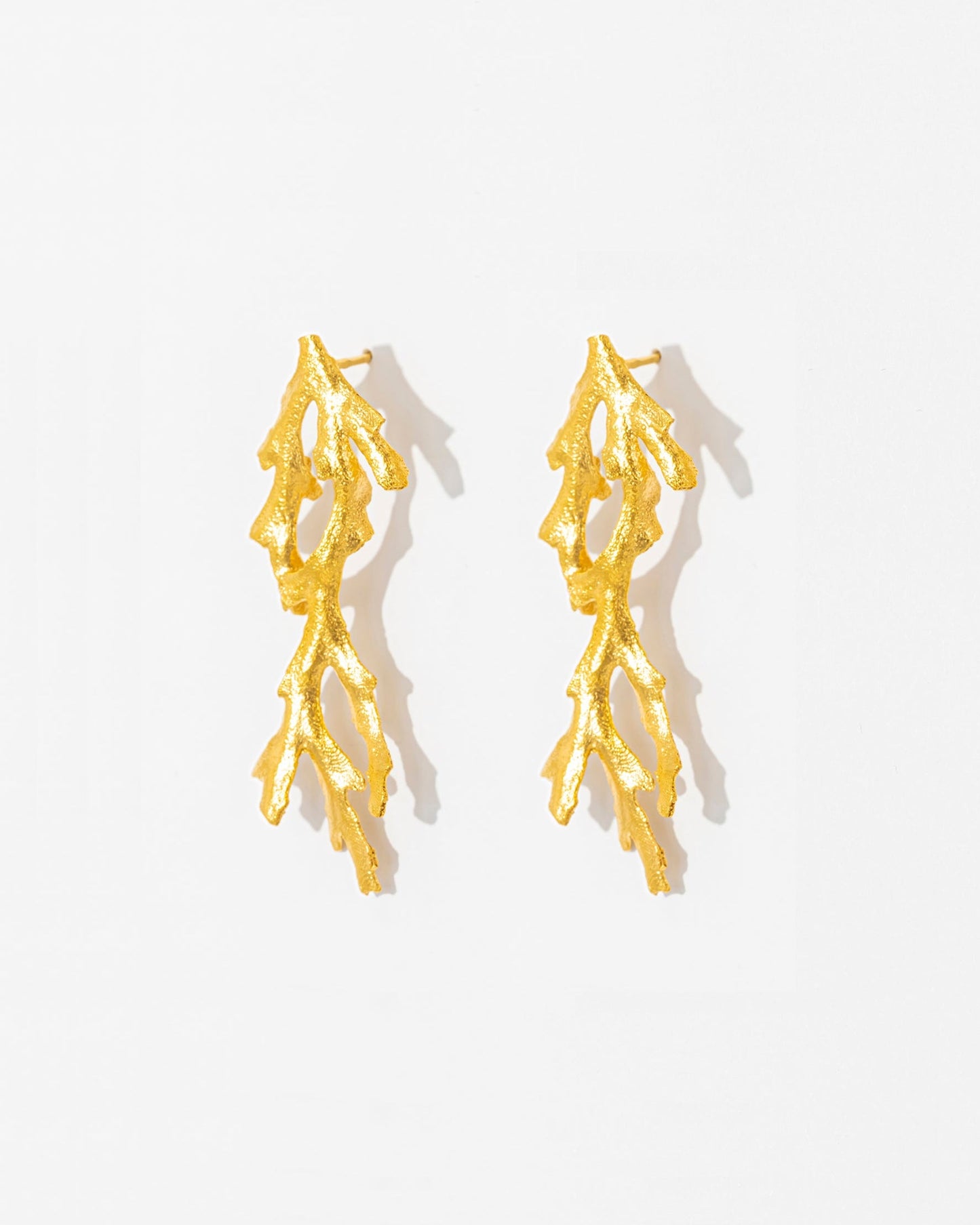 Brincos Coral Comprido