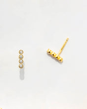 Load image into Gallery viewer, Traço Earrings with Zirconias
